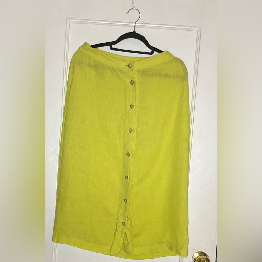 Ellen Tracy Yellow Button-Front Skirt